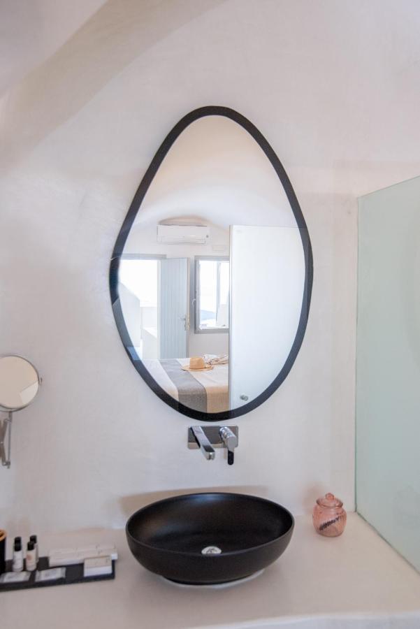 Hotel apartamentowy Caldera Cliff Illusion Fira (Santorini)